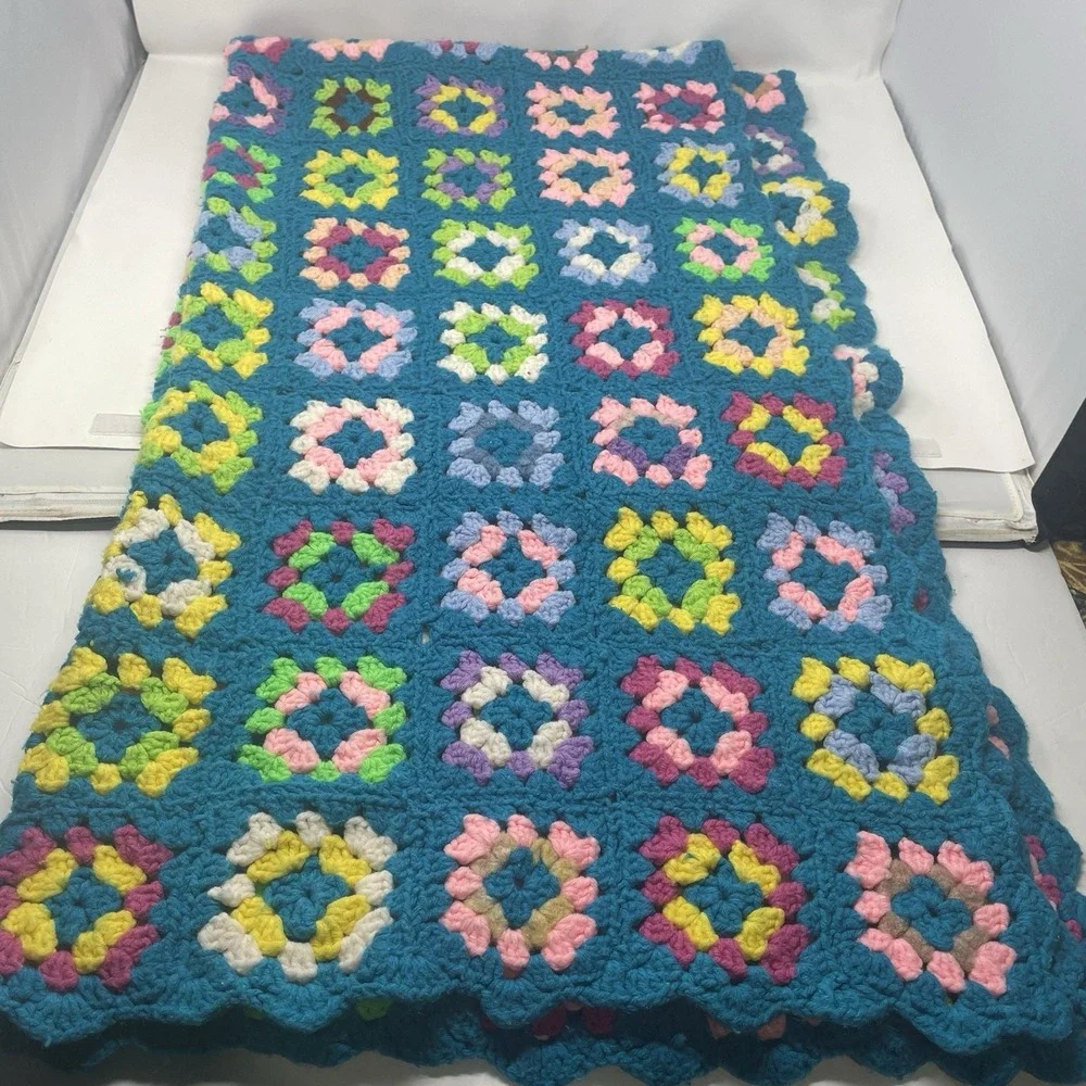 Vtg Crochet Afghan Blanket Chevron Ripple Throw 77x55 Retro Cutter Craft As Is